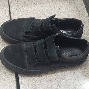 Vans Kids Black Velcro Sneakers